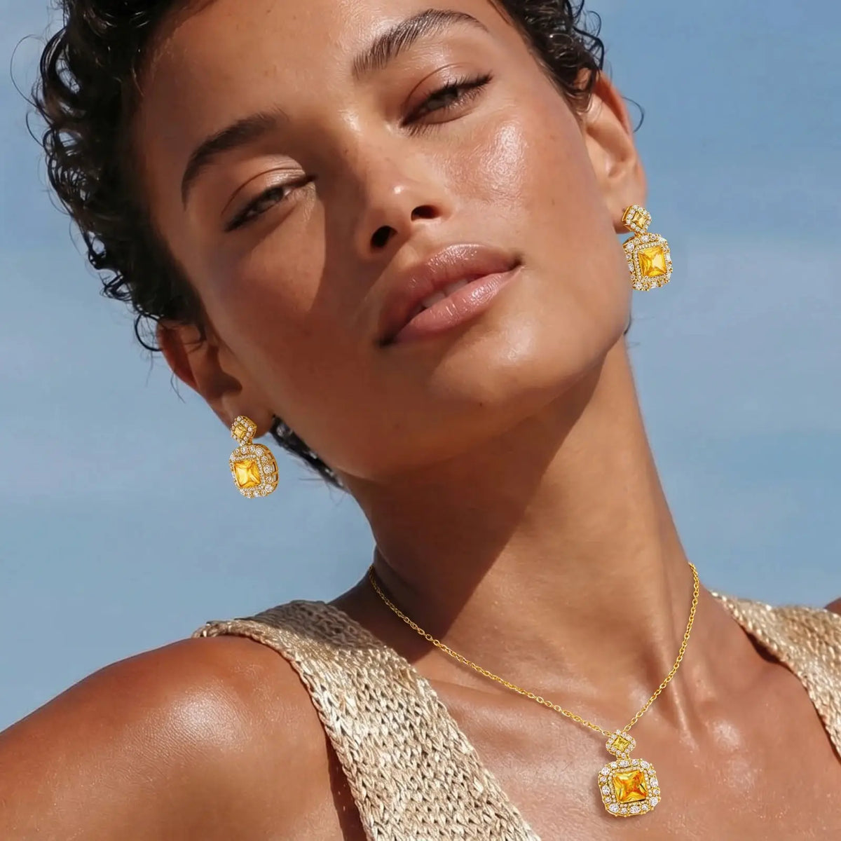 Golden Square Luxe Set by Aurora Beauty