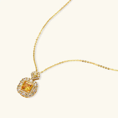 Golden Square Luxe Set by Aurora Beauty