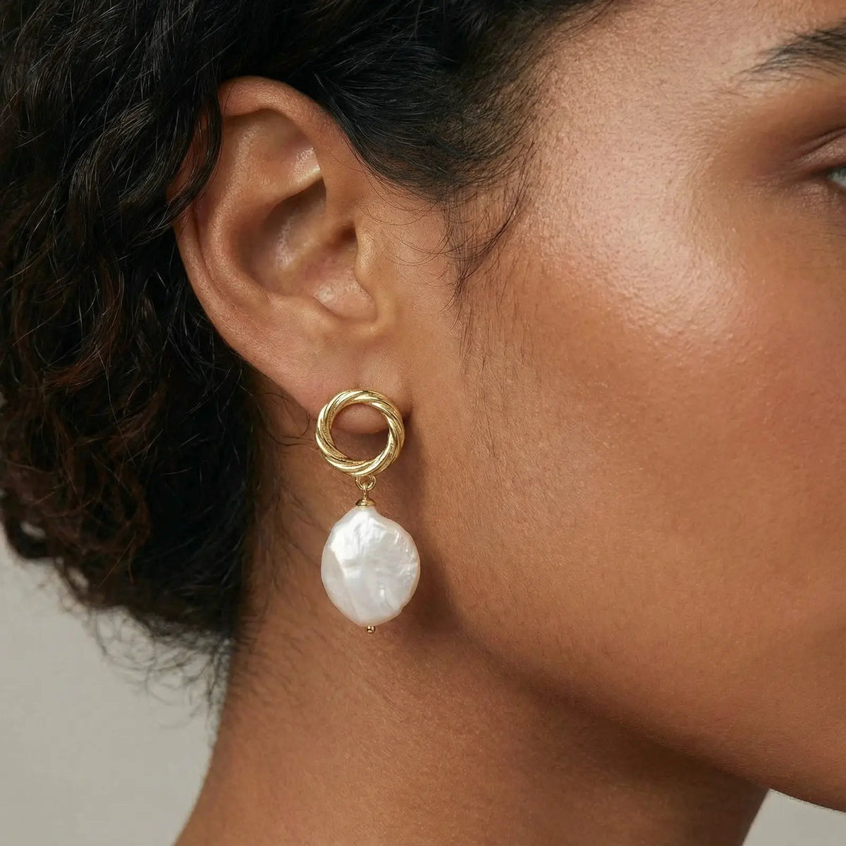 Pearl Glow Drop Earrings by Aurora Beauty