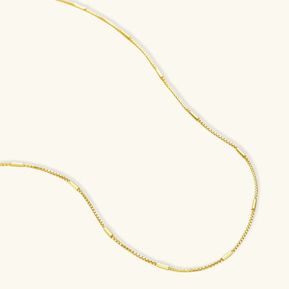 Golden Minimalist Chain by Aurora Beauty