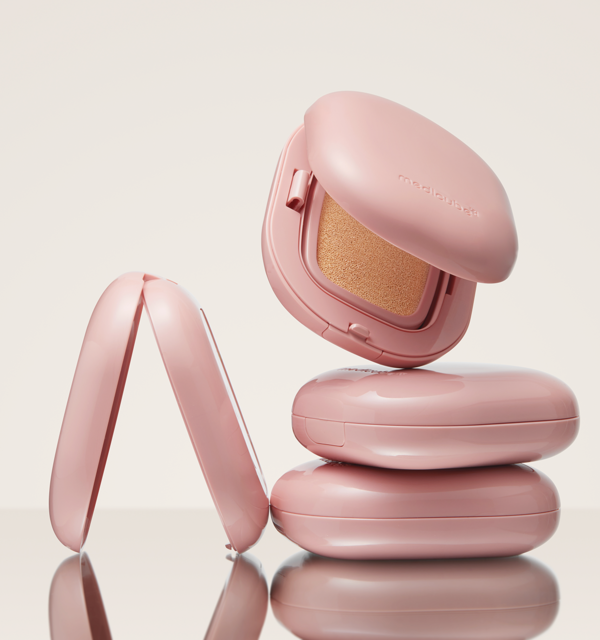 medicube Pro Glutathione Glow Cushion SPF50 15g by Seoulia